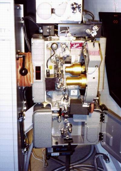 AMC Star Great Lakes Crossing 25 - Projector